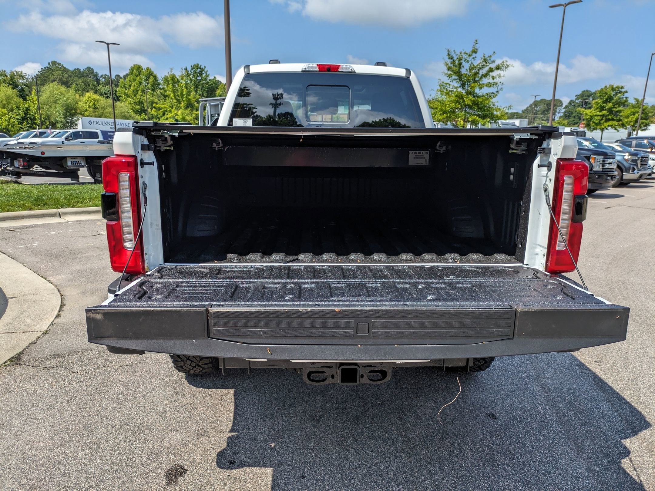2025 Ford Super Duty F-350 SRW LARIAT