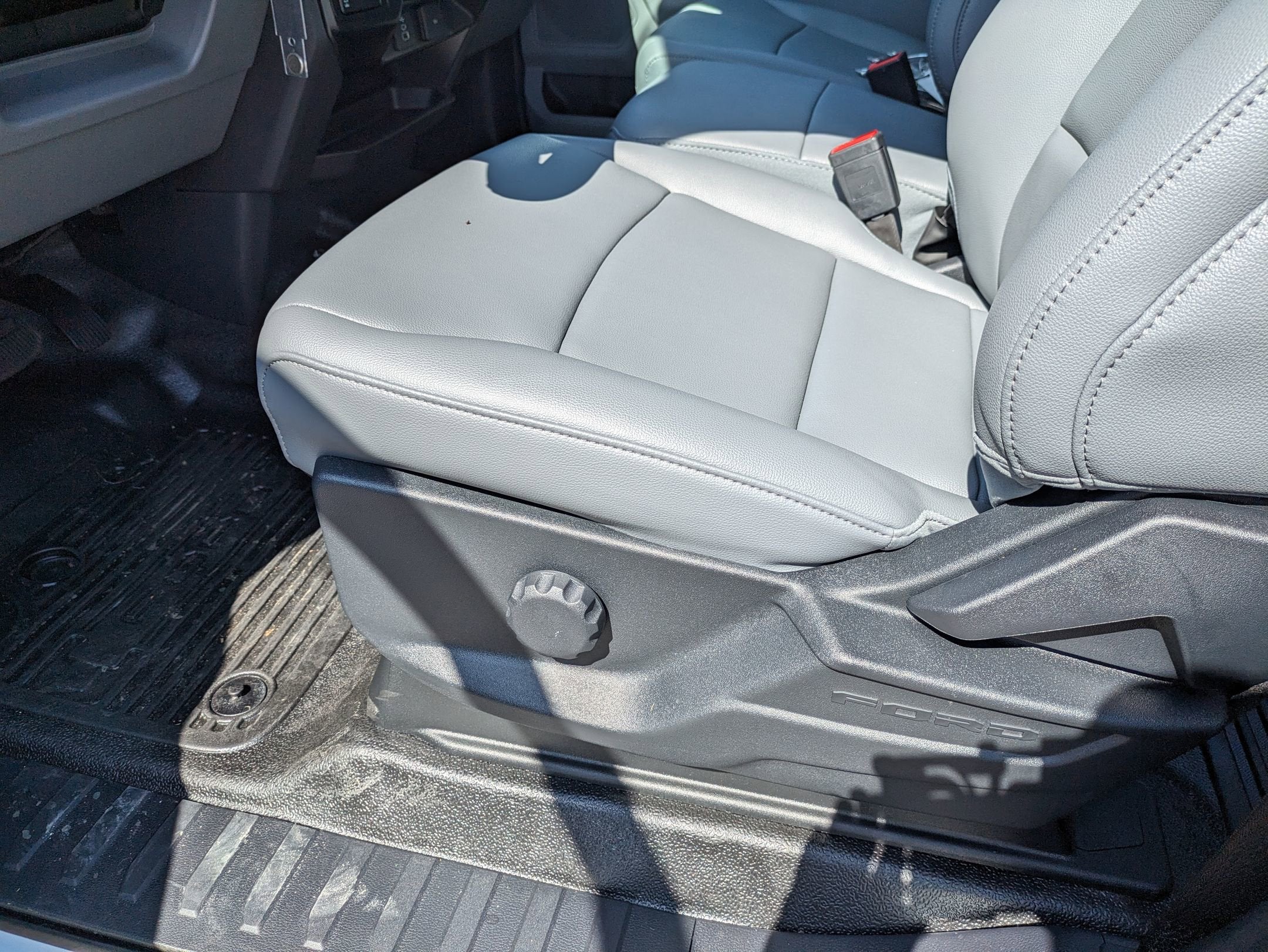 2025 Ford Super Duty F-350 SRW XL