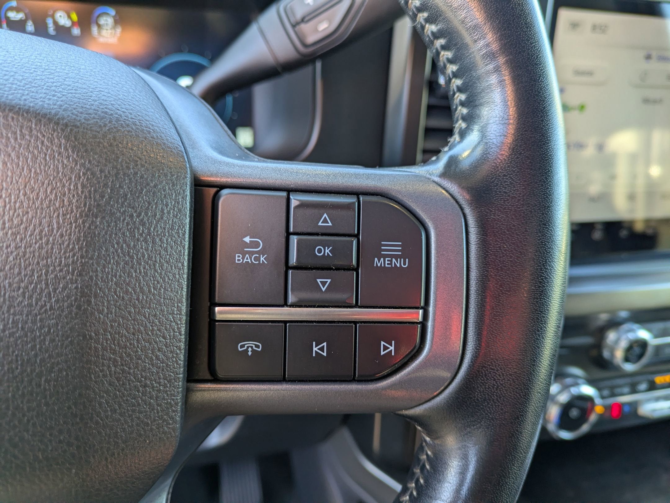 2023 Ford Super Duty F-350 SRW LARIAT