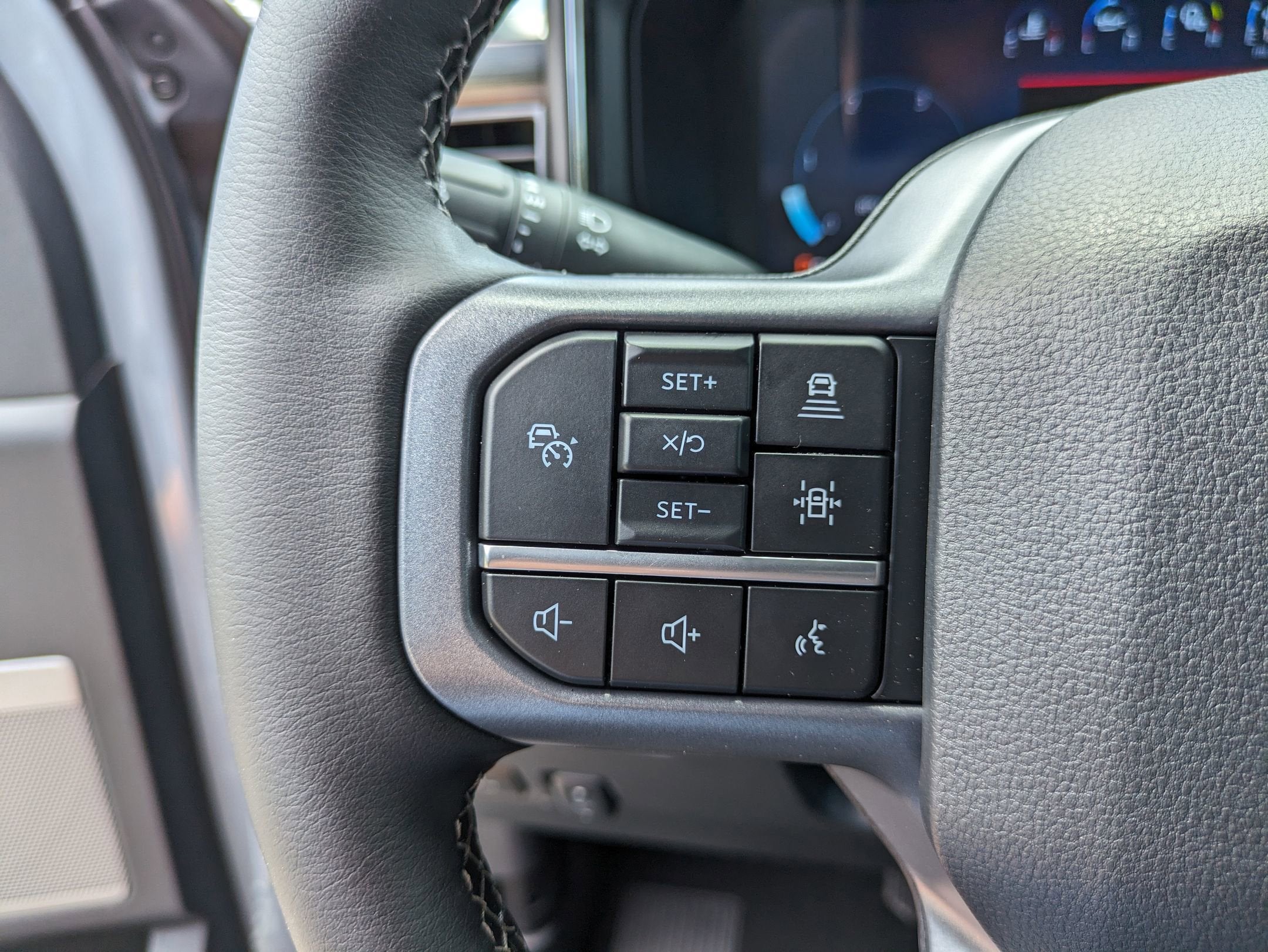 2025 Ford Super Duty F-350 SRW LARIAT