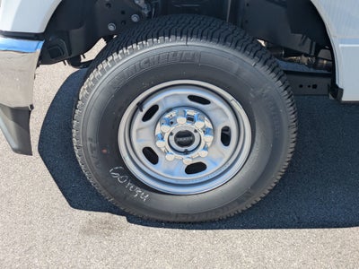 2026 Ford Super Duty F-350 SRW XLT