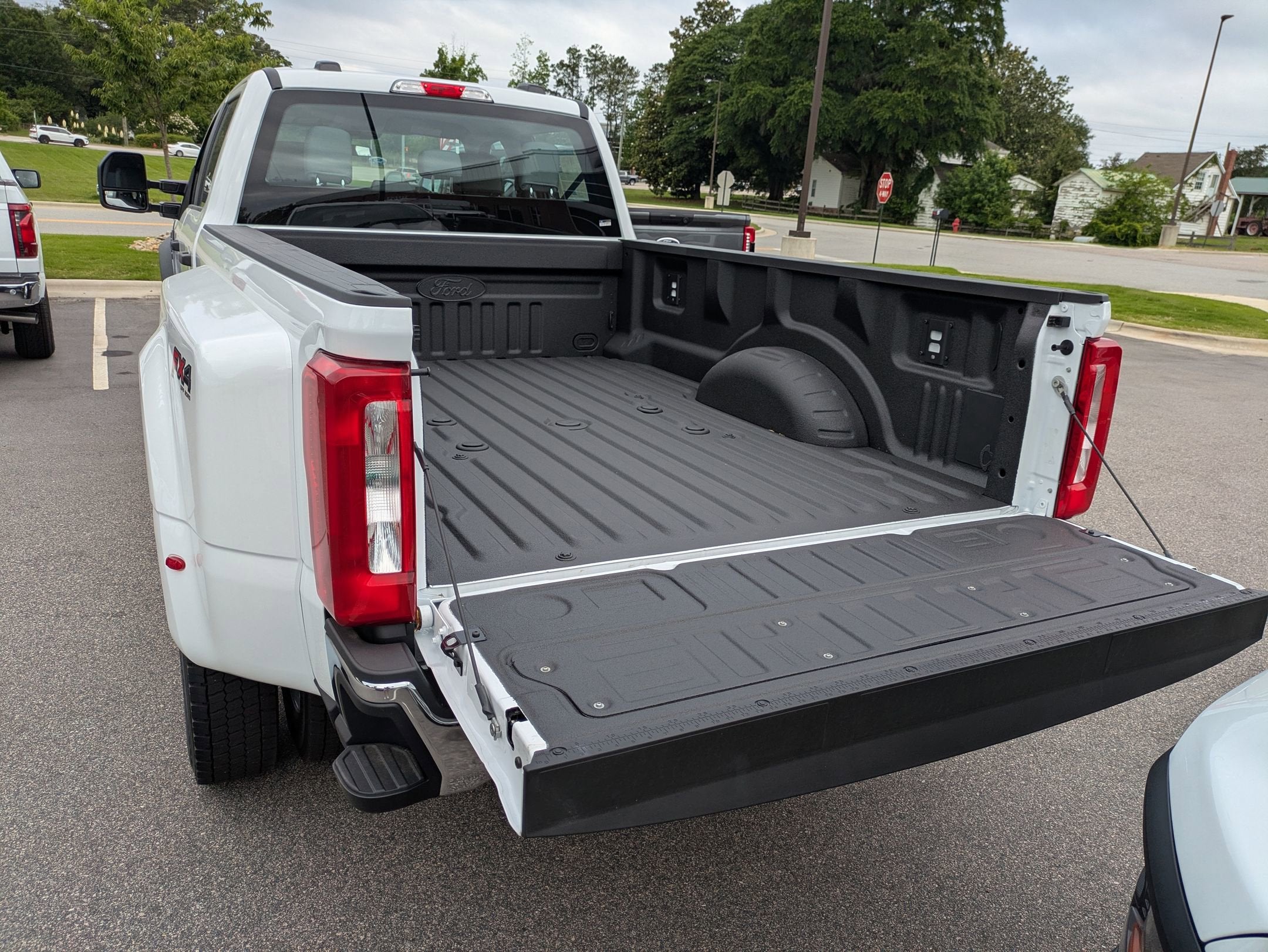 2026 Ford Super Duty F-450 DRW XL