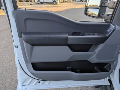 2026 Ford Super Duty F-450 DRW XLT