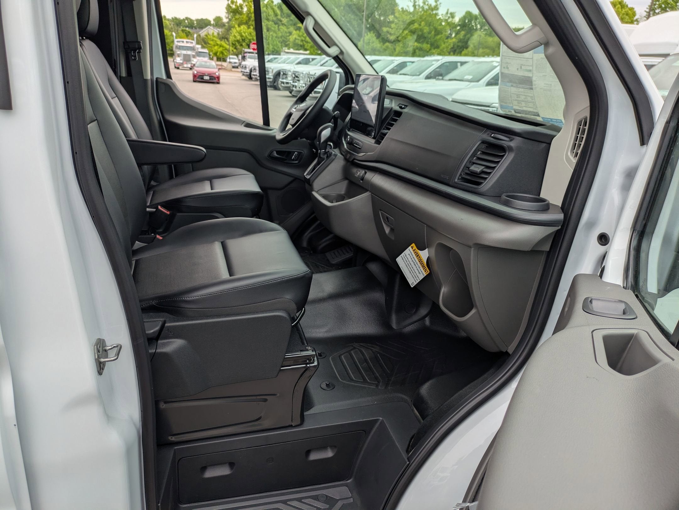 2026 Ford Transit Cargo Van Base
