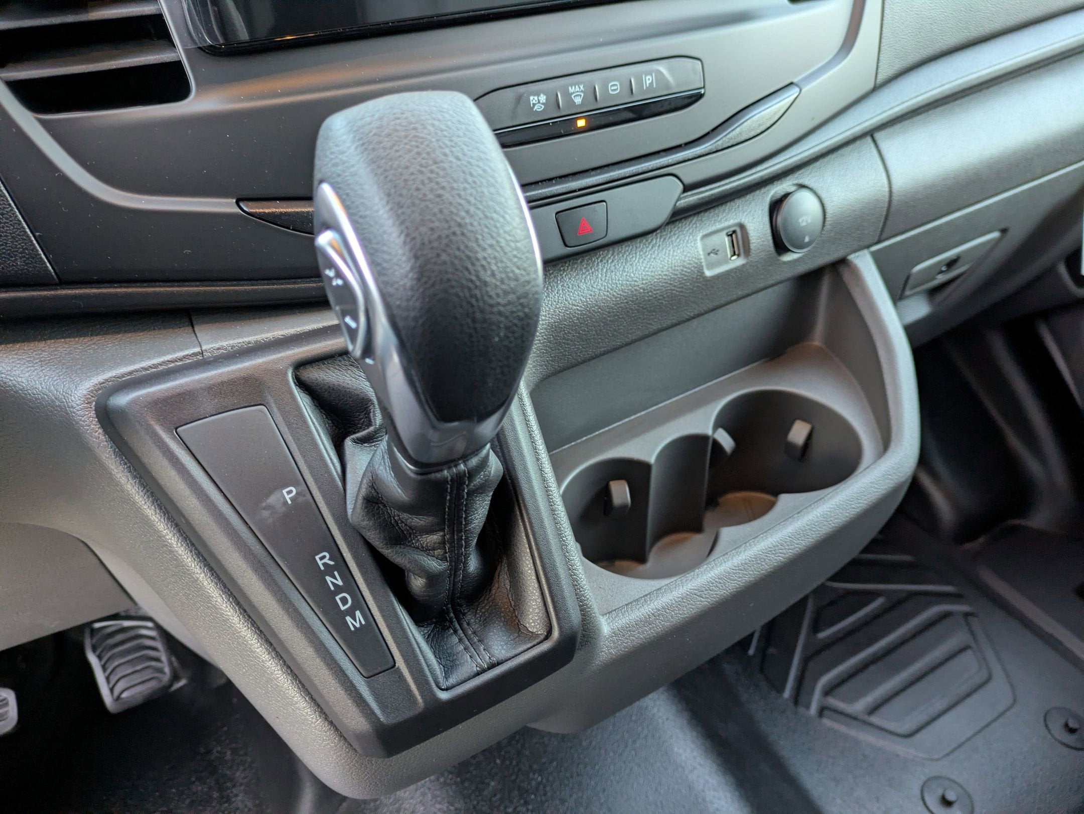 2026 Ford Transit Cargo Van Base