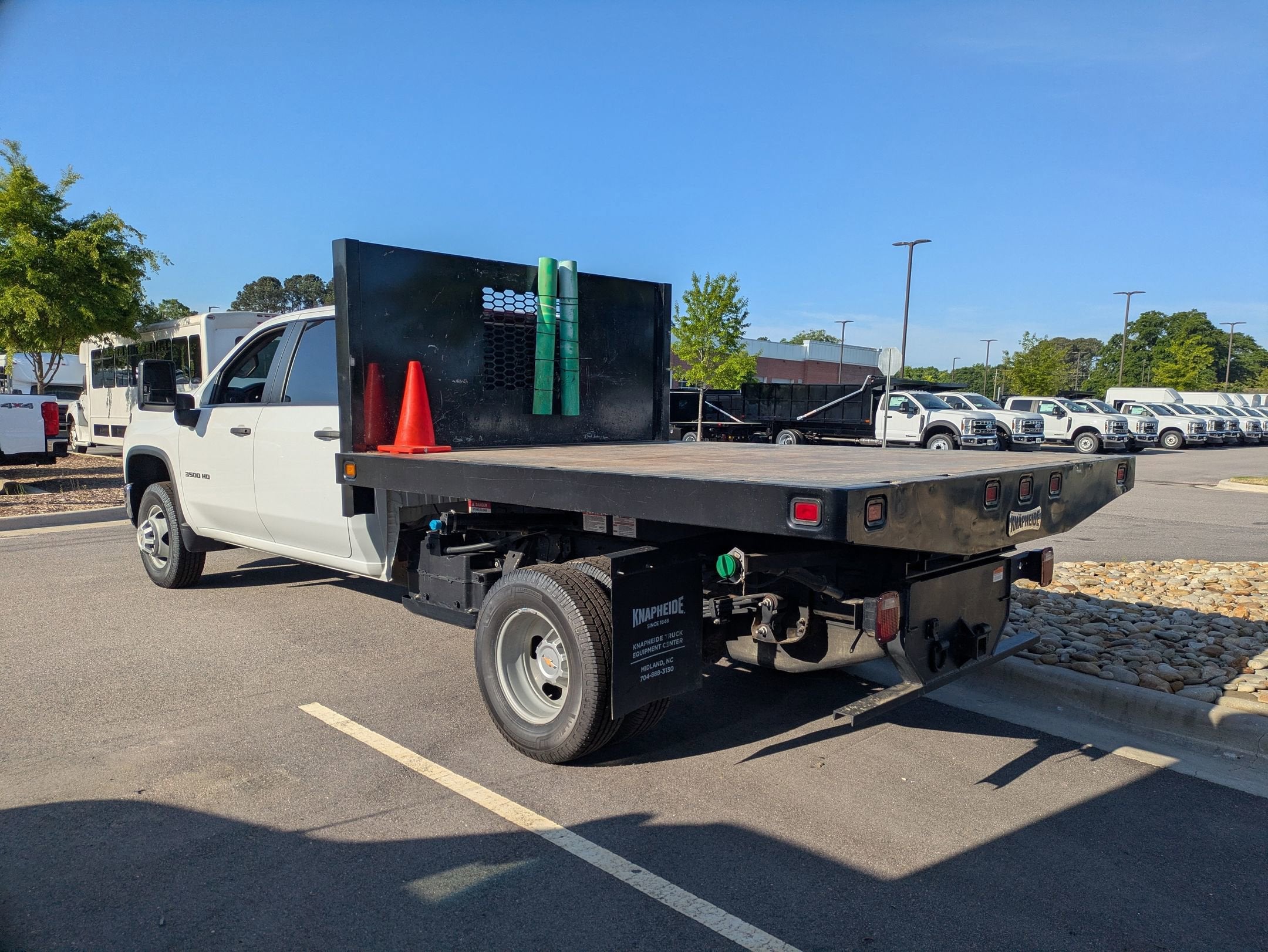 2024 Chevrolet Silverado 3500HD FLATBED DUMP WORK TRUCK