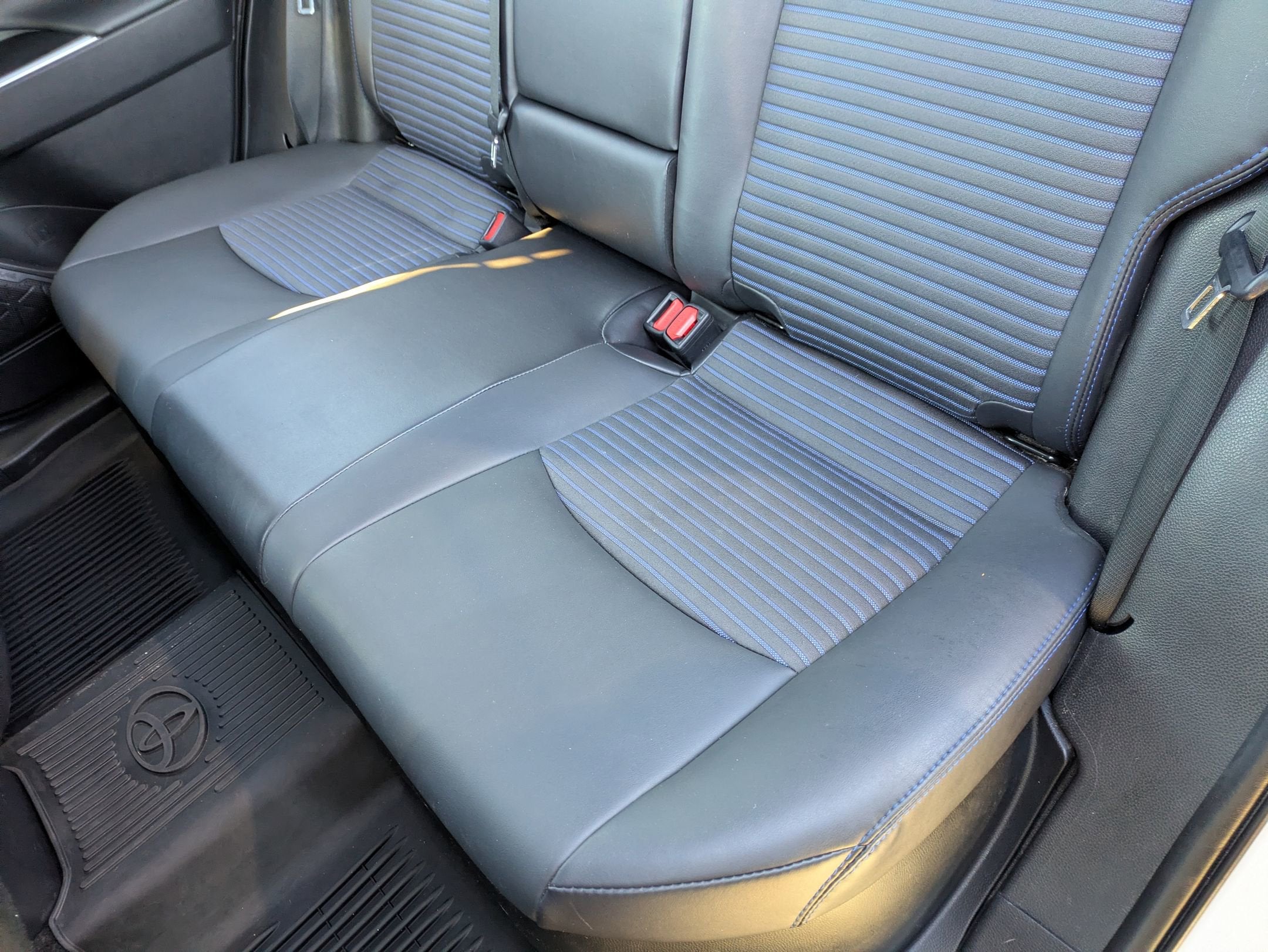 2022 Toyota RAV4 Hybrid XSE