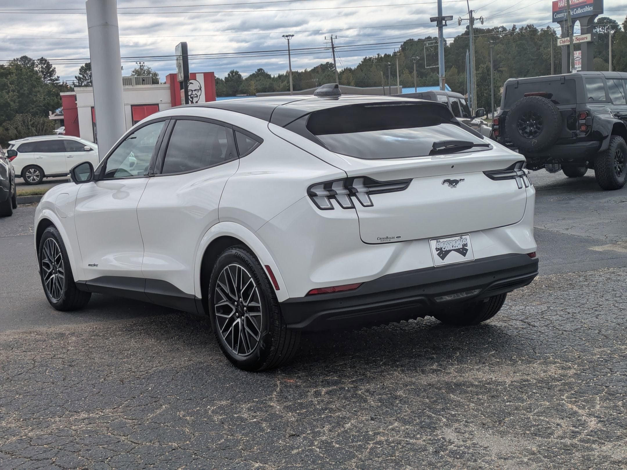 2025 Ford Mustang Mach-E Premium