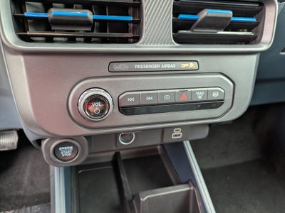 2025 Ford Maverick Lobo Standard