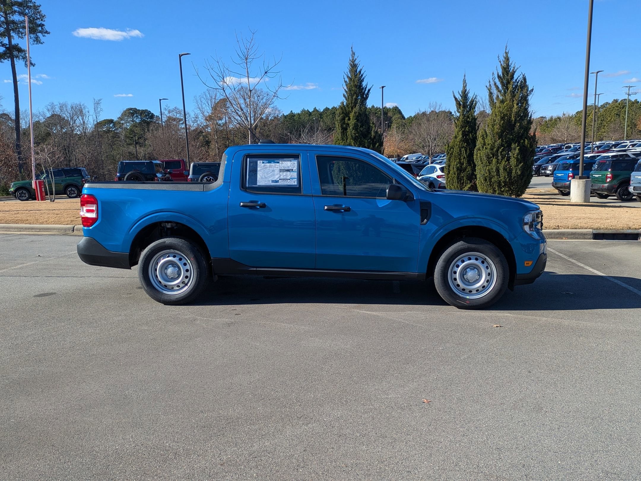 2025 Ford Maverick XL