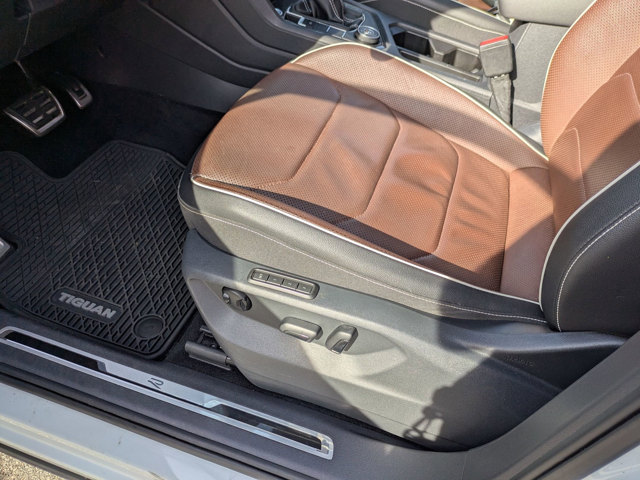 2022 Volkswagen Tiguan SEL R-Line