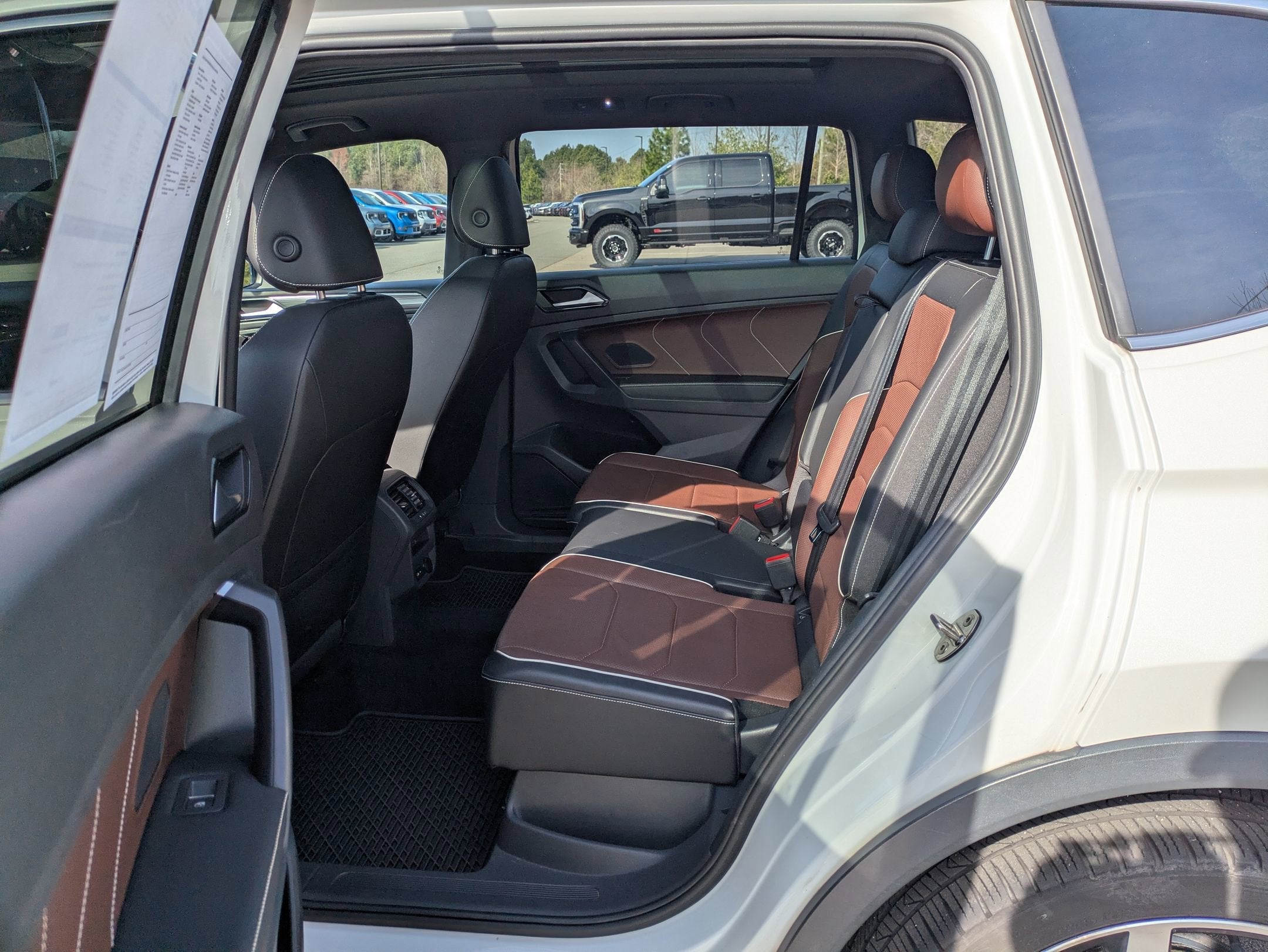 2022 Volkswagen Tiguan SEL R-Line