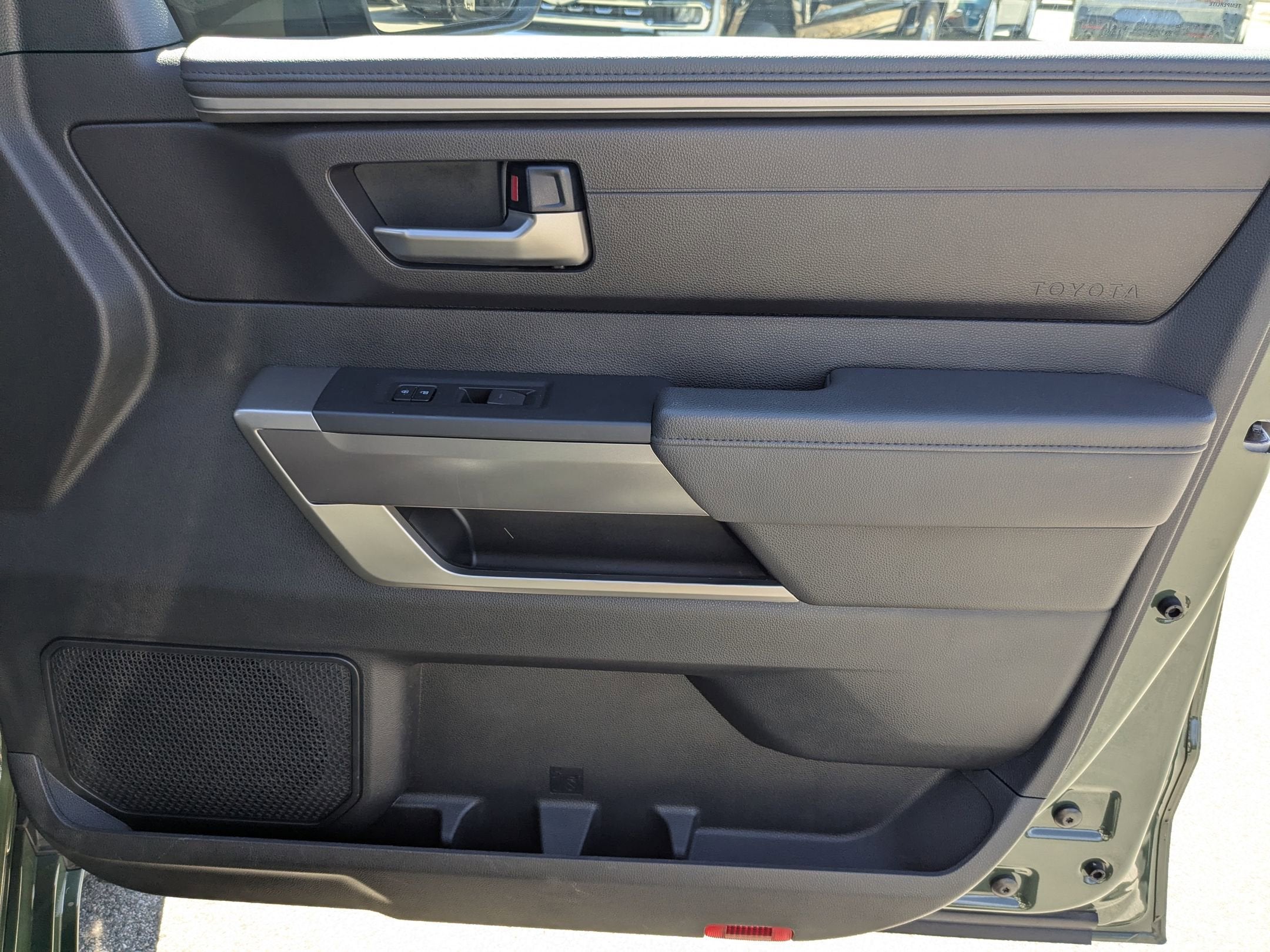 2023 Toyota Tundra 4WD SR5