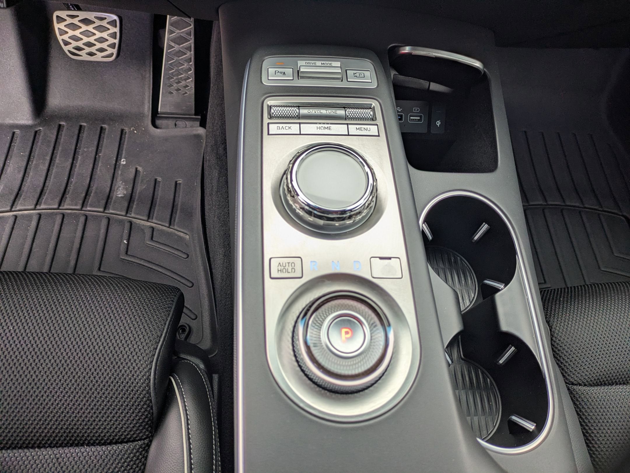 2023 Genesis GV70 2.5T