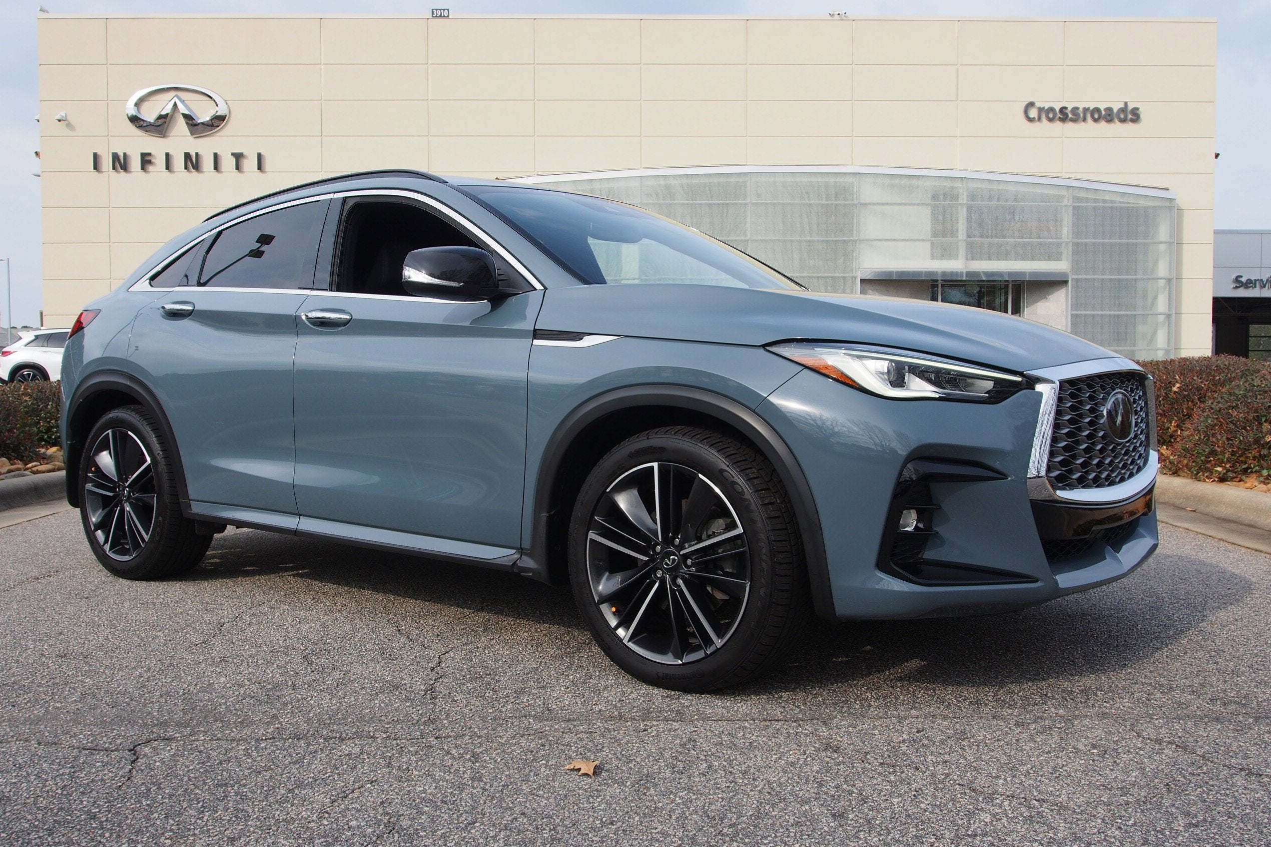 2023 INFINITI QX55 LUXE