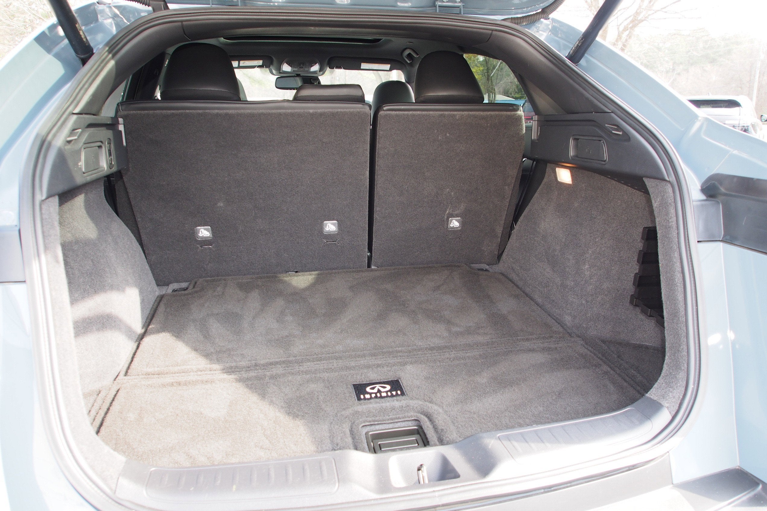 2023 INFINITI QX55 LUXE