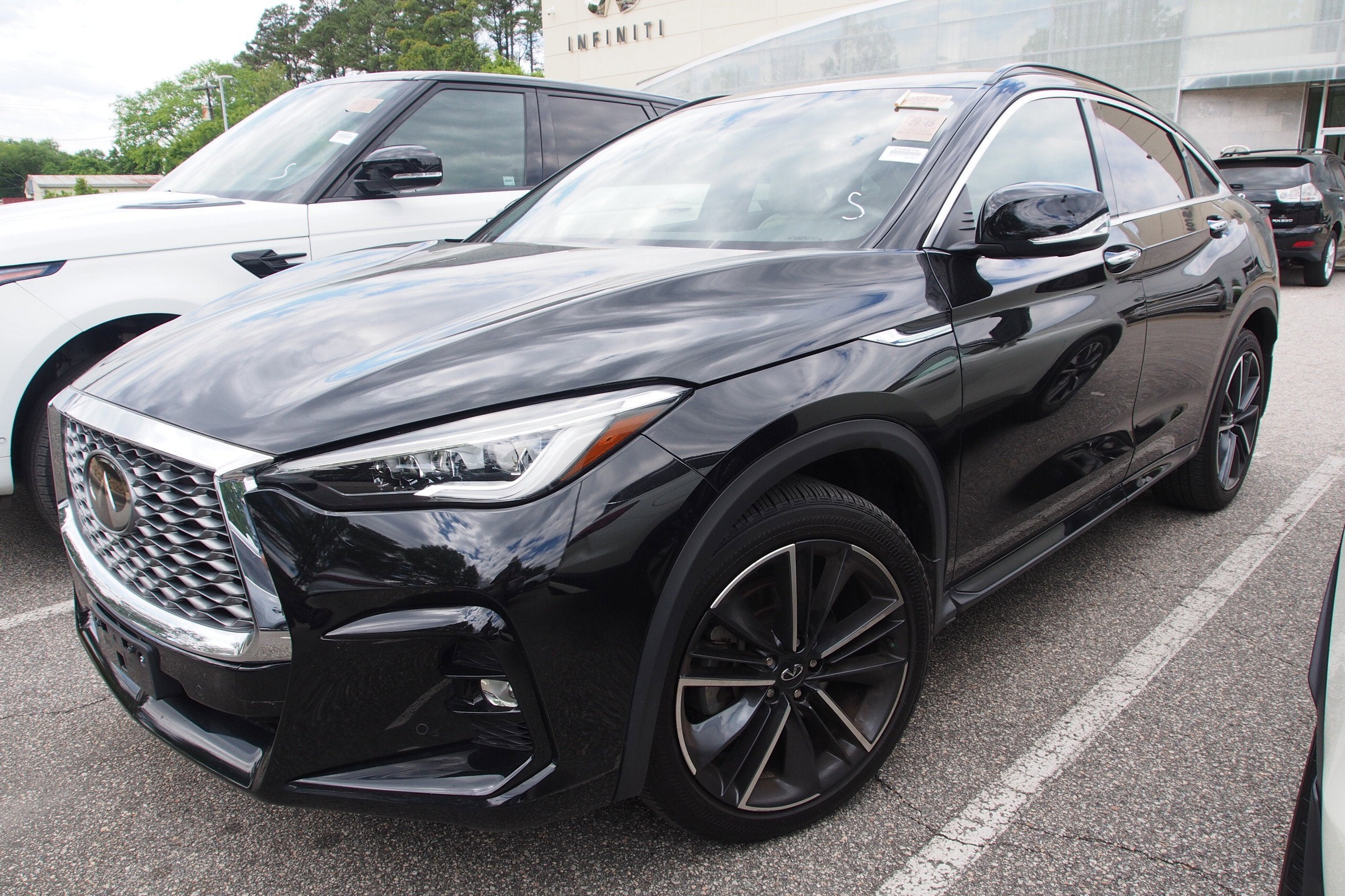 2023 INFINITI QX55 ESSENTIAL