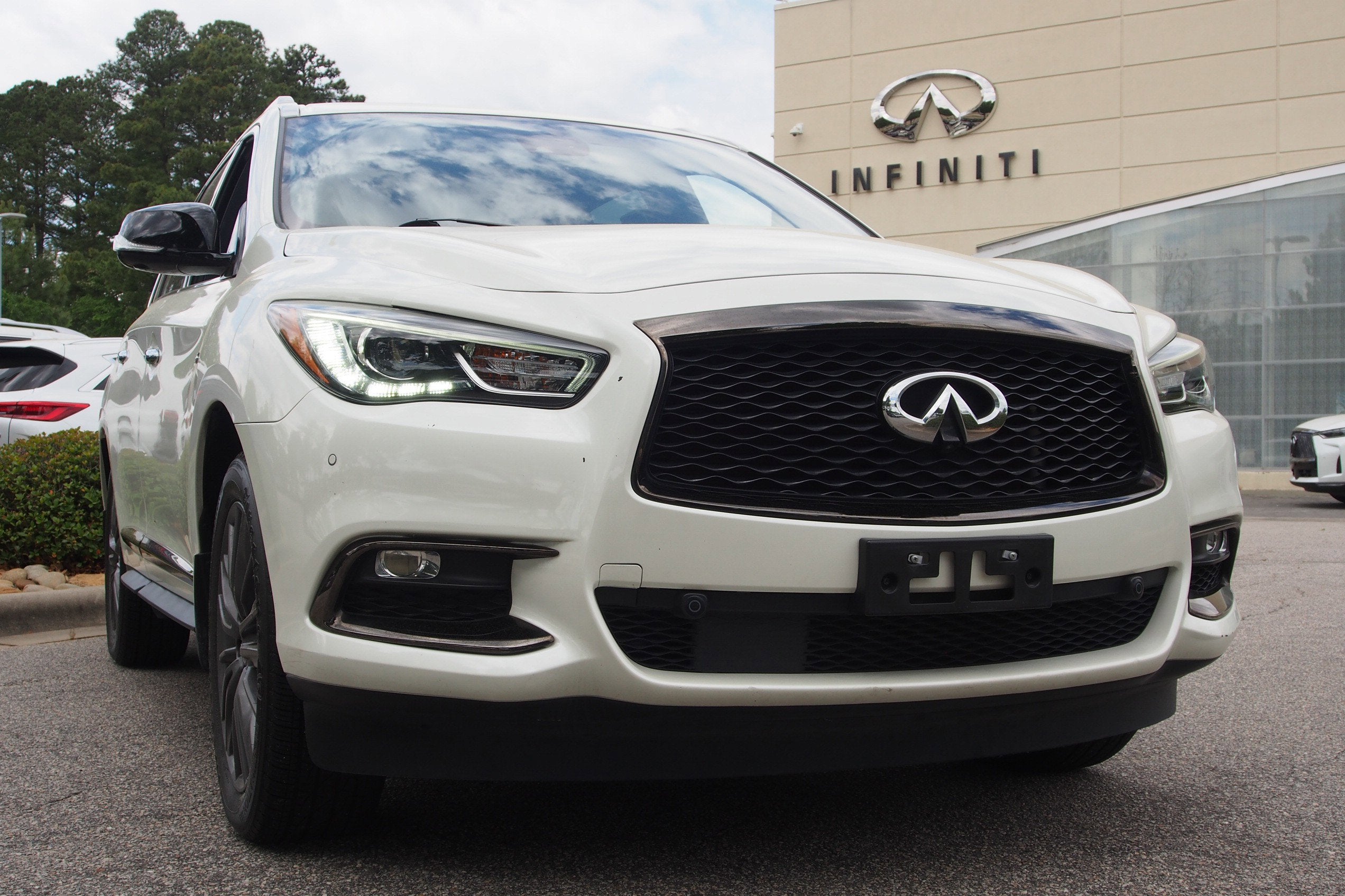 2020 INFINITI QX60 LUXE