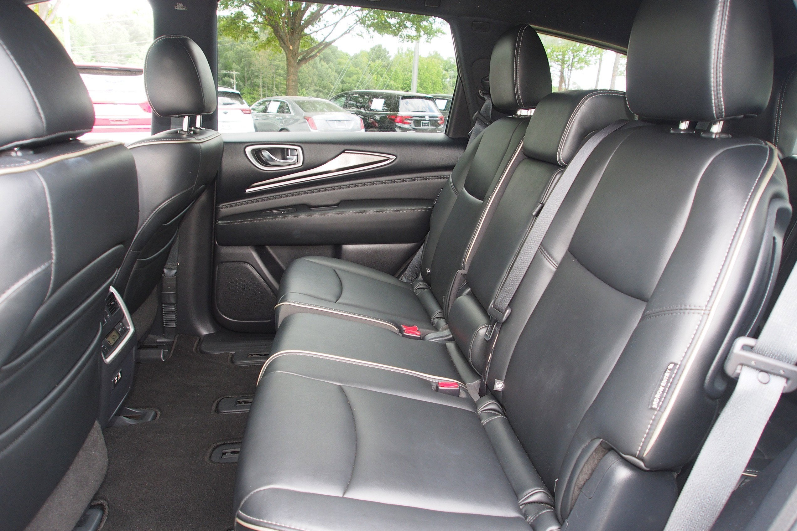 2020 INFINITI QX60 LUXE