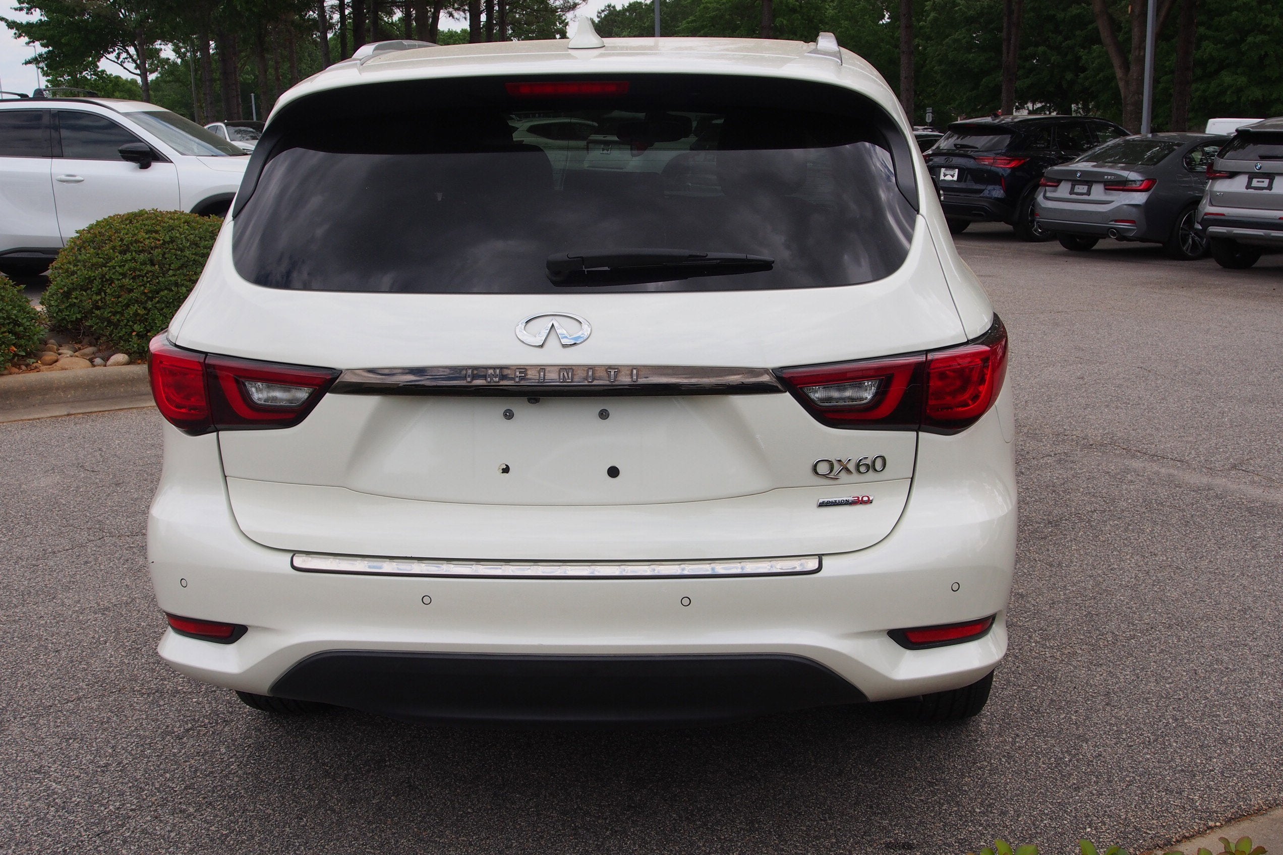 2020 INFINITI QX60 LUXE