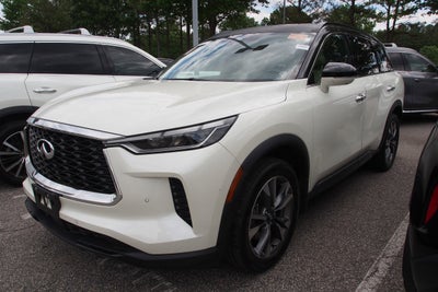 2023 INFINITI QX60 LUXE