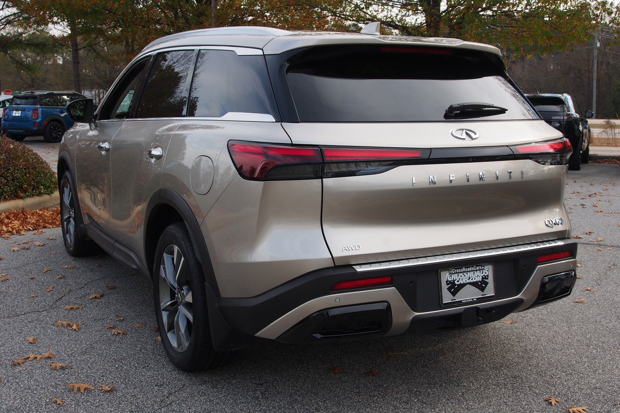 2023 INFINITI QX60 LUXE