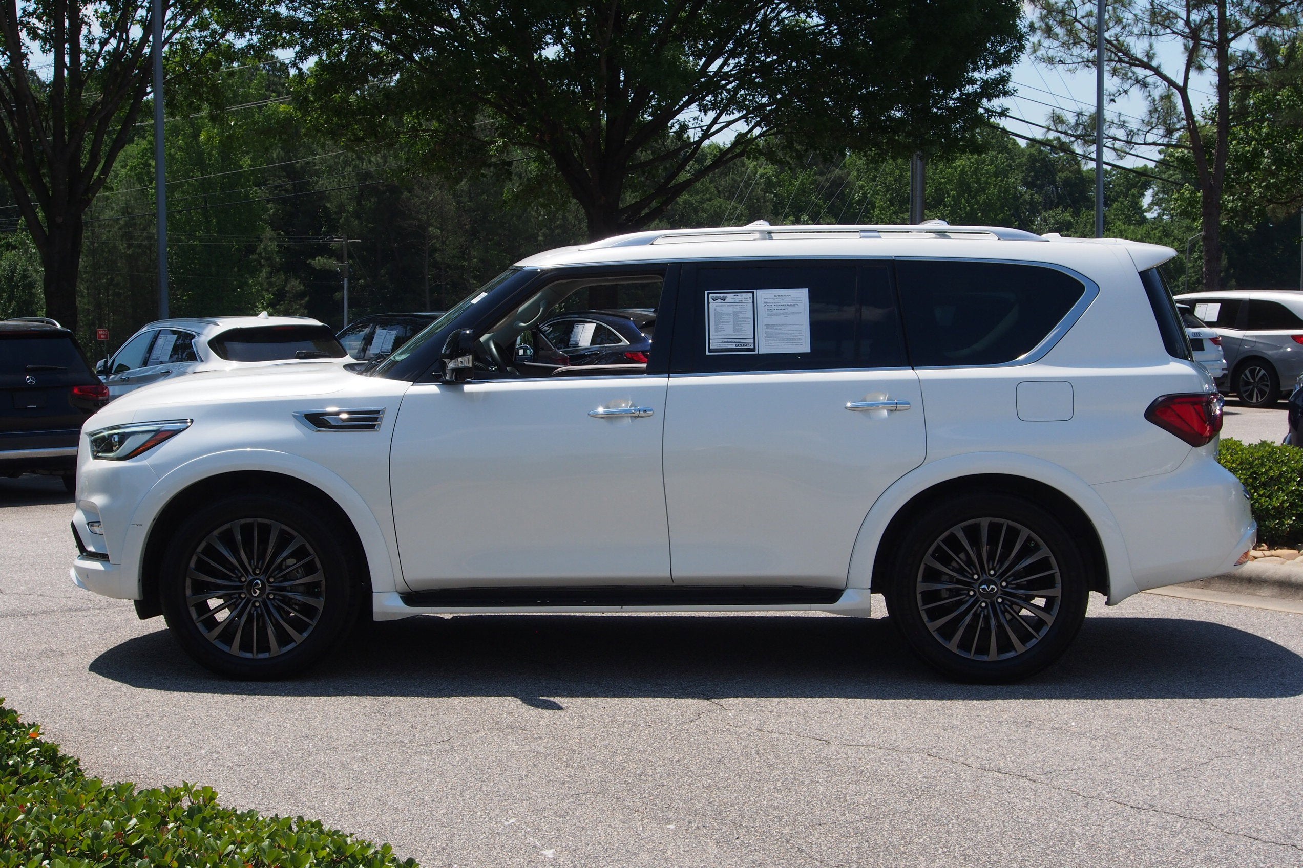 2023 INFINITI QX80 PREMIUM SELECT