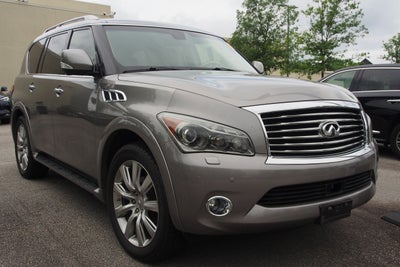 2012 INFINITI QX56 8-passenger