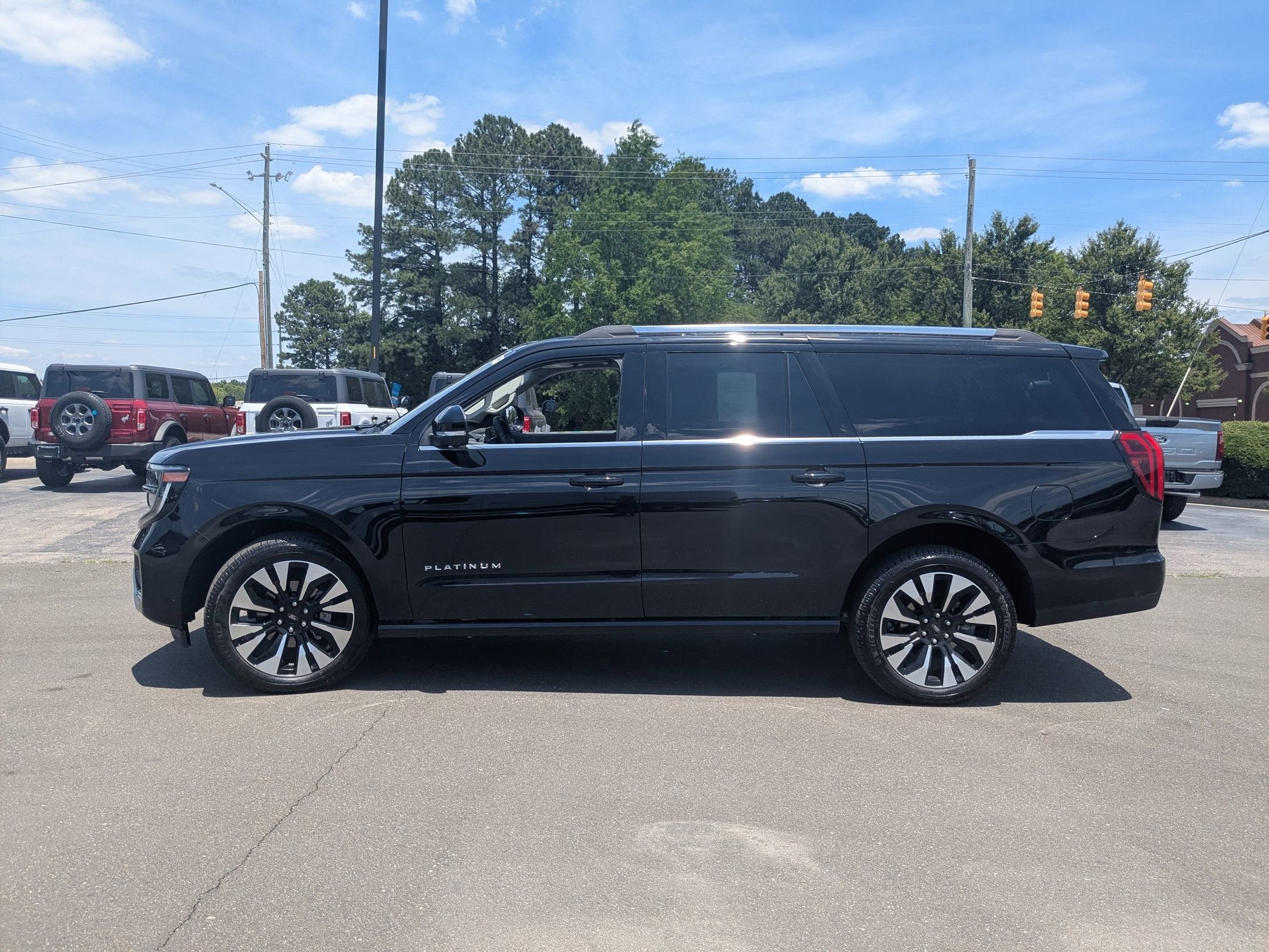 2025 Ford Expedition Max Platinum