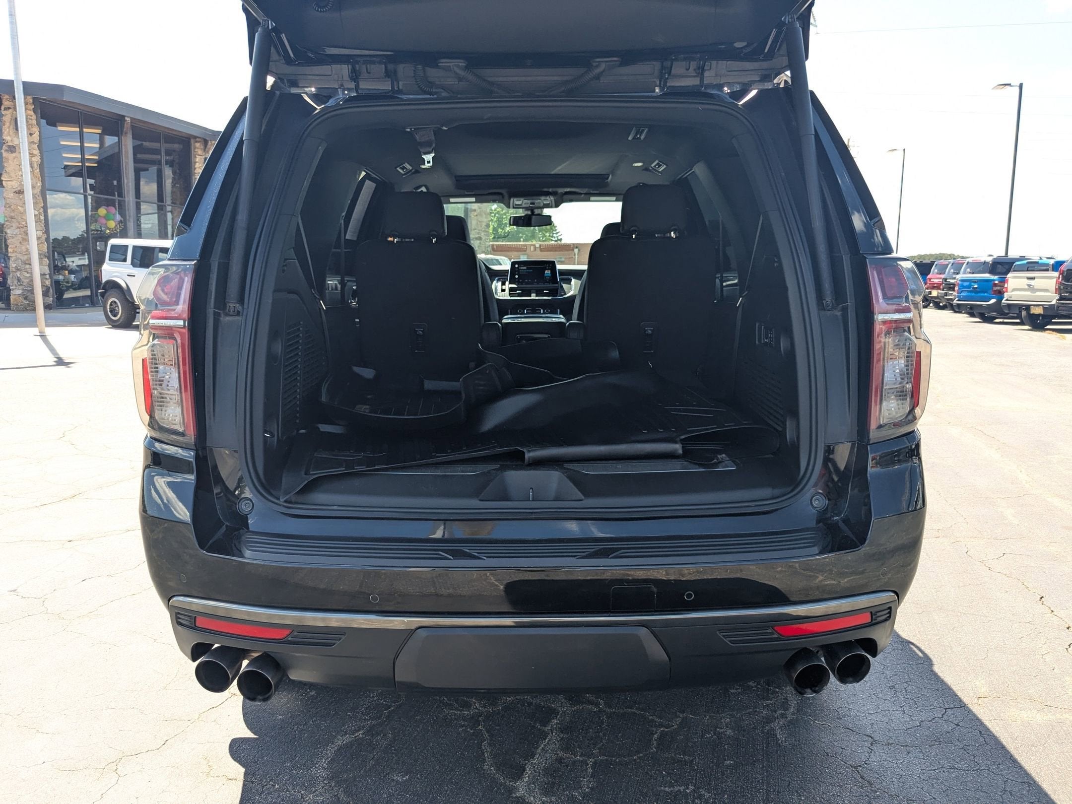 2022 Chevrolet Tahoe RST