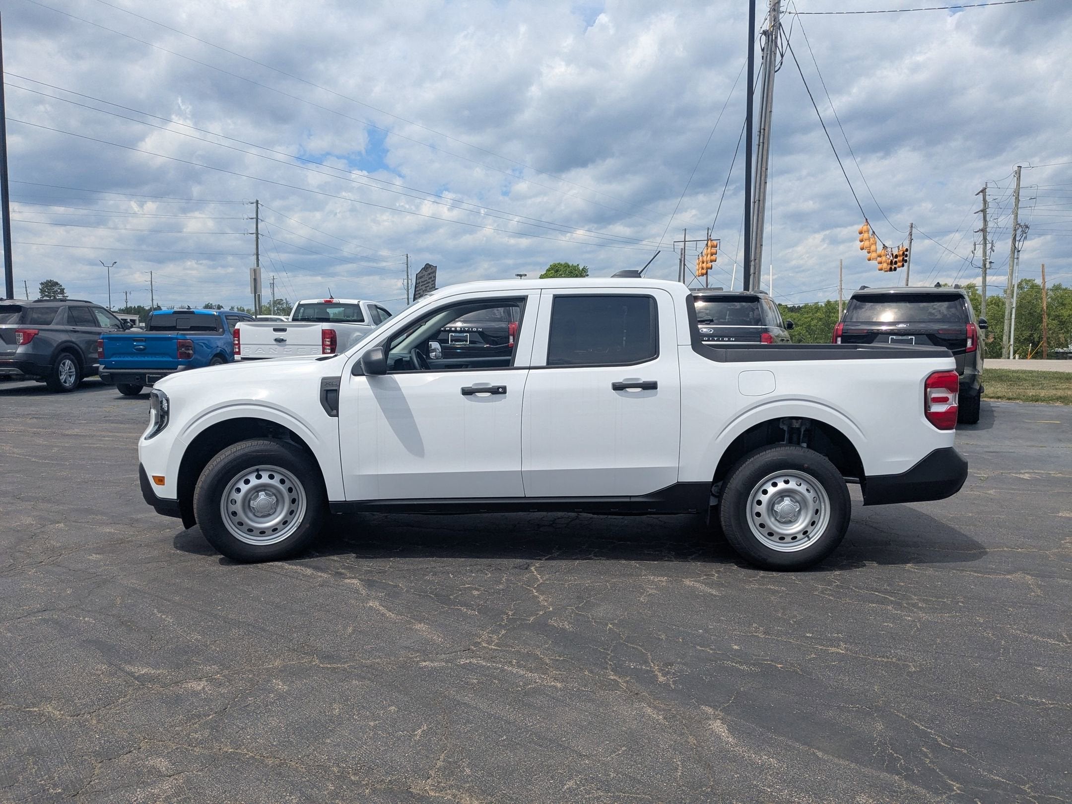2026 Ford Maverick XL