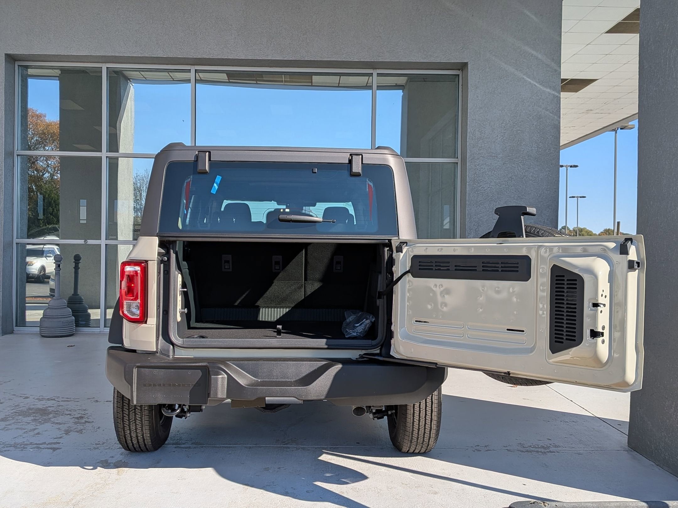 2025 Ford Bronco Base