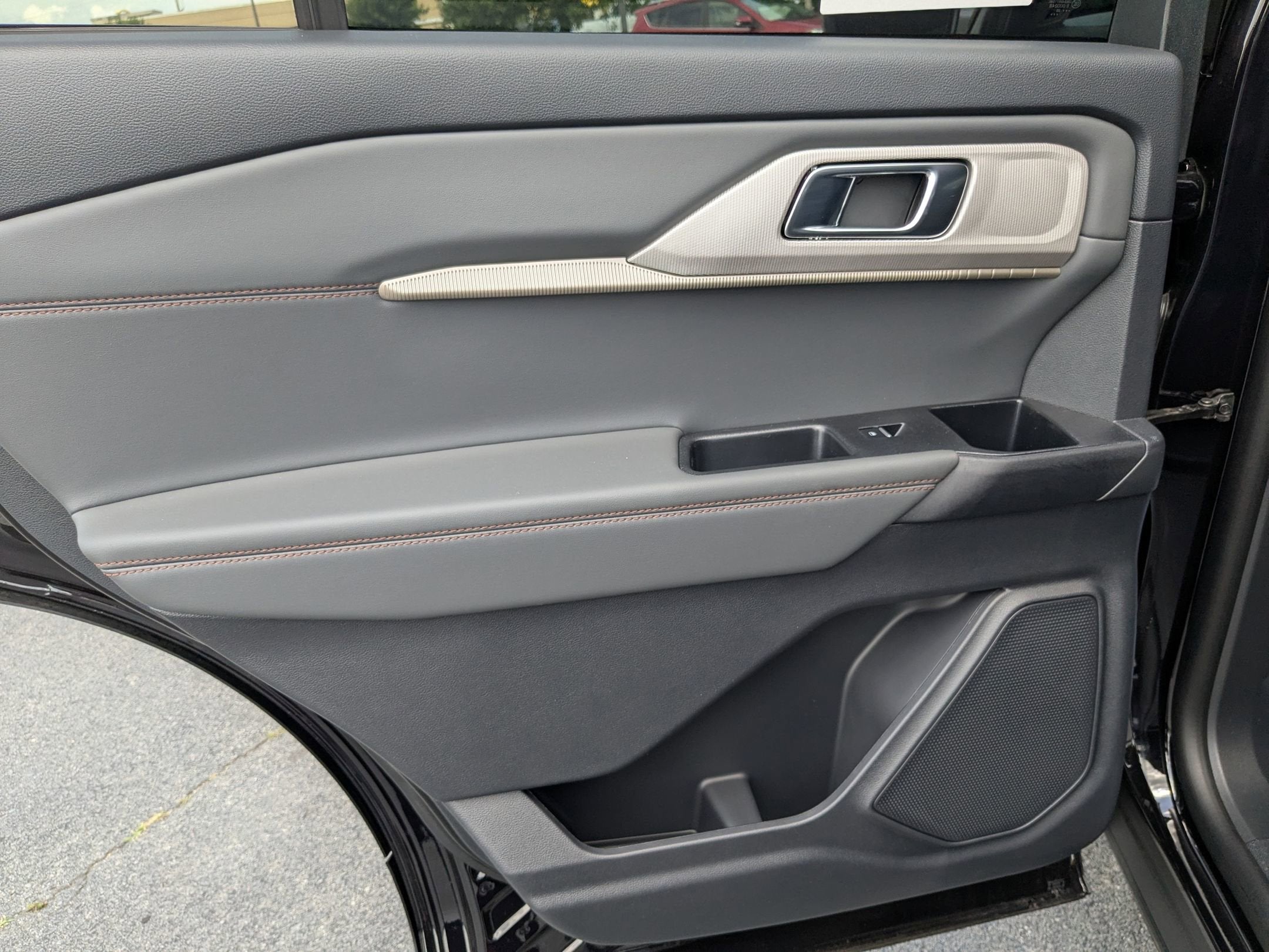 2025 Ford Explorer Active - Crossroads Courtesy Demo