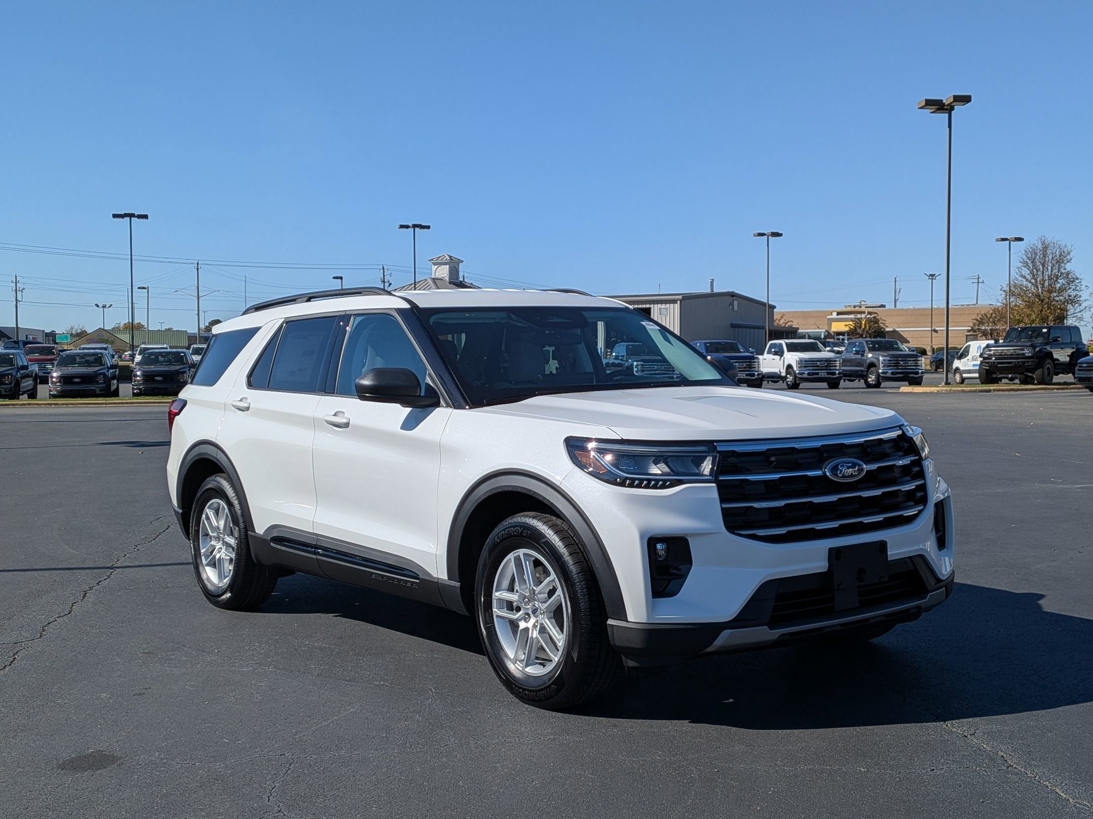 2026 Ford Explorer Active w/100A Pkg