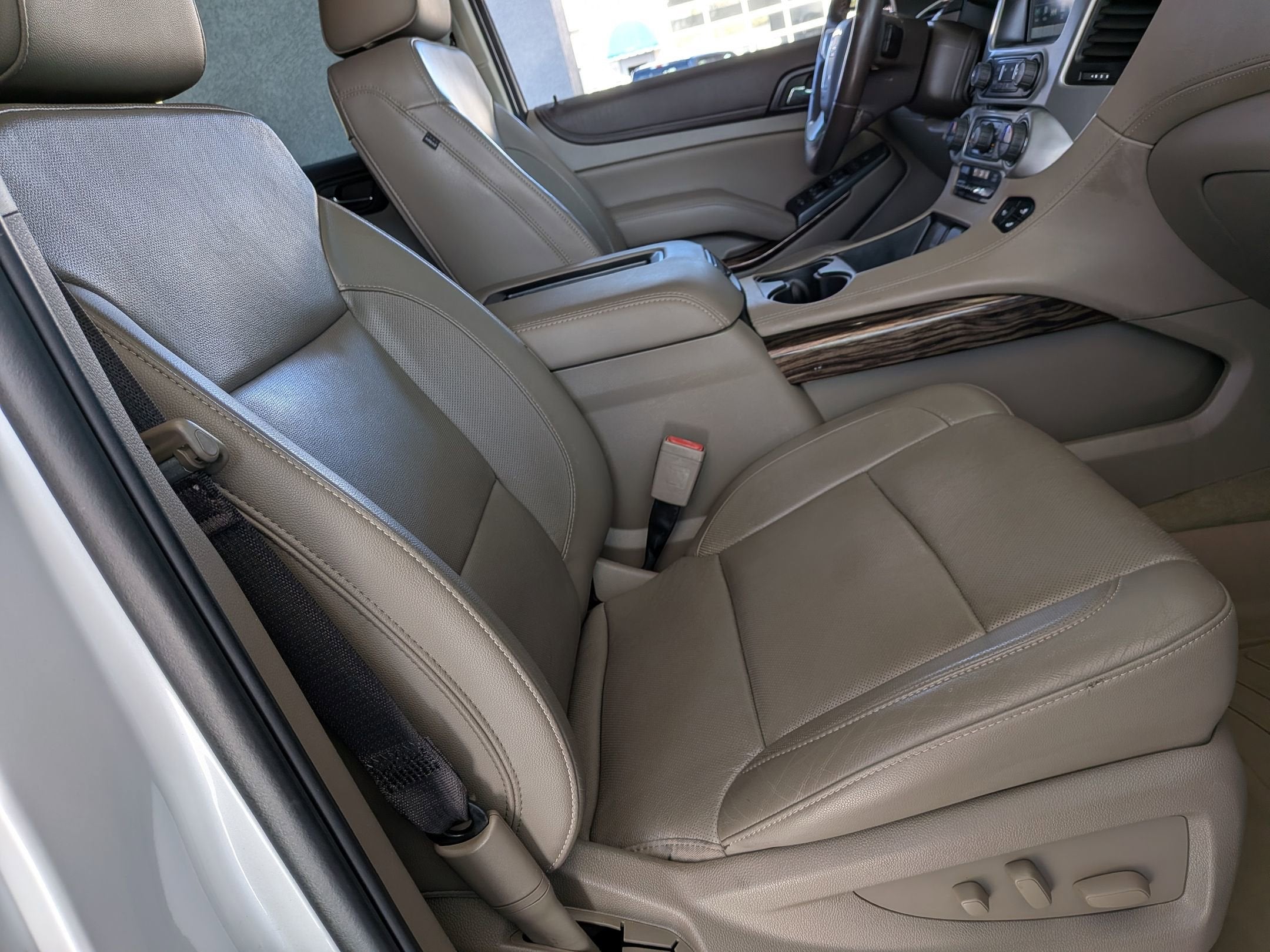 2017 GMC Yukon XL SLT