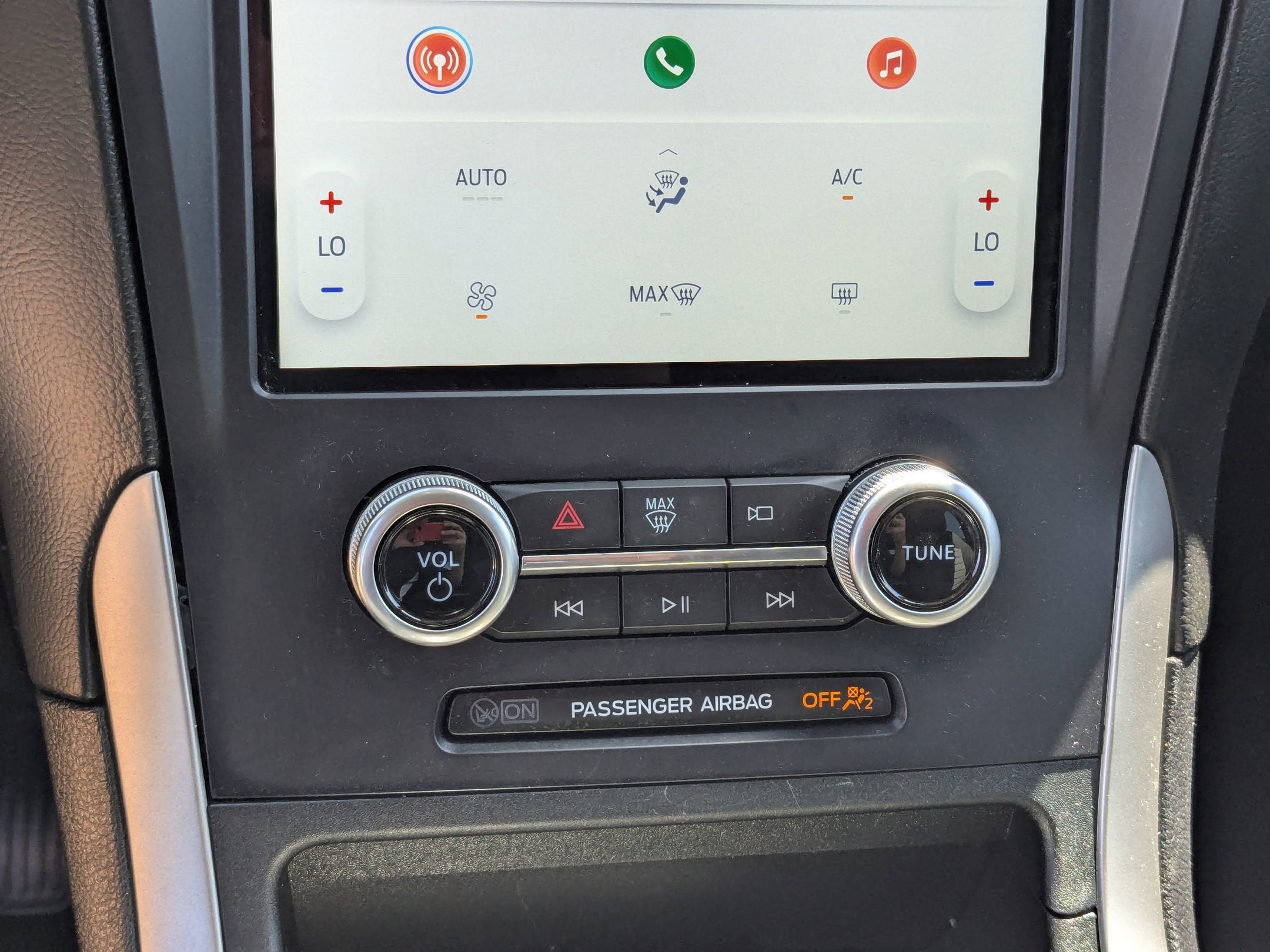 2022 Ford Edge SE