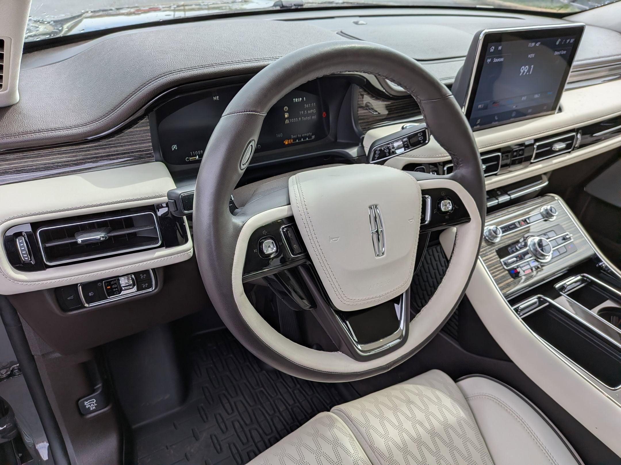 2024 Lincoln Aviator Black Label