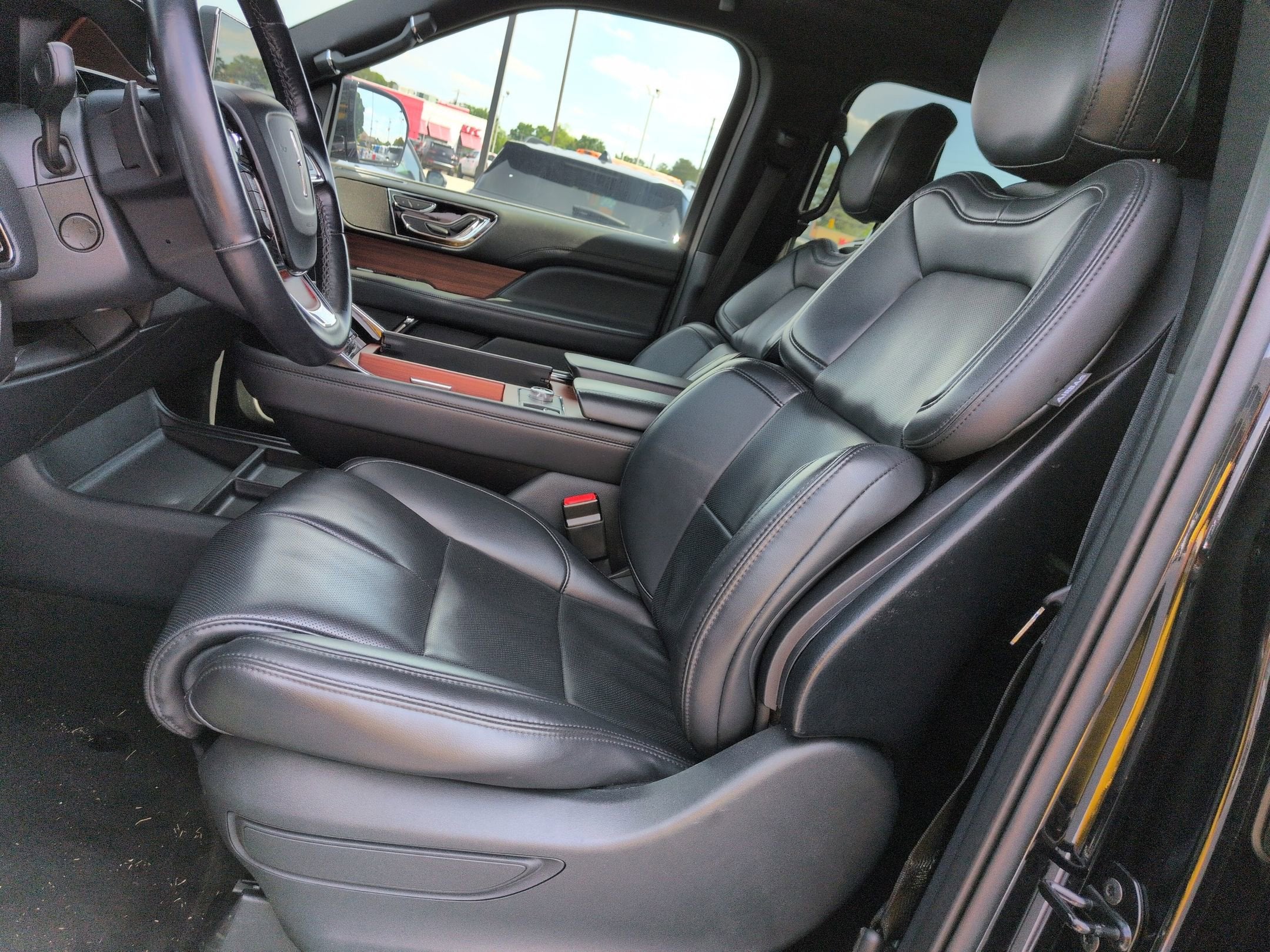 2024 Lincoln Navigator Premiere