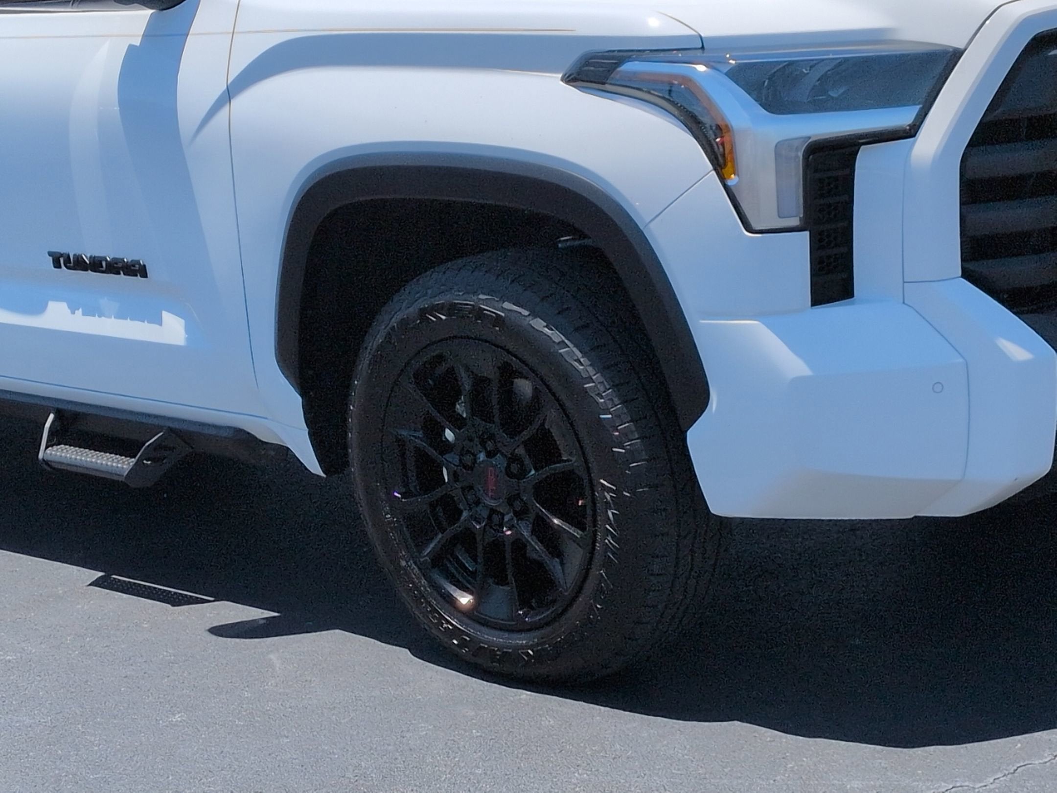 2024 Toyota Tundra 2WD SR5