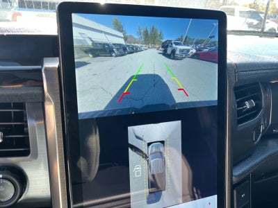 2025 Ford F-150 Lightning LARIAT