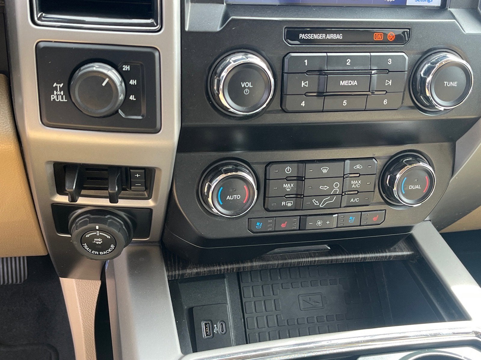 2021 Ford Super Duty F-350 SRW LARIAT